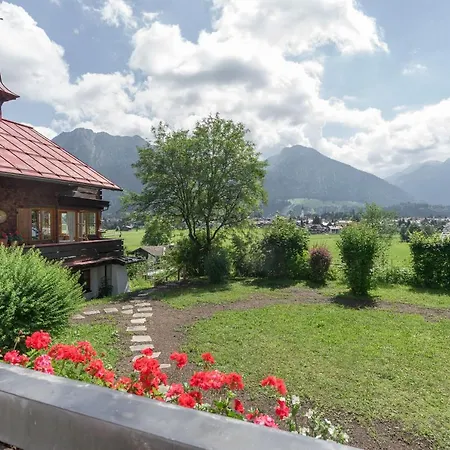 Ferienwohnungen Alpentraum - Landhaus Gutermann Oberstdorf Buitenkant foto