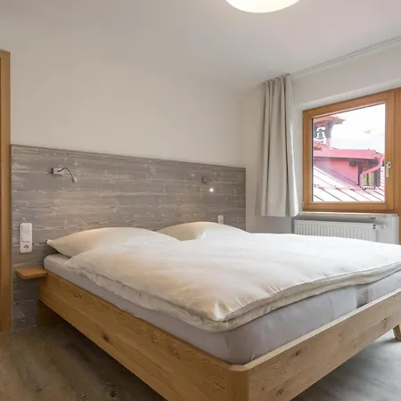 Ferienwohnungen Alpentraum - Landhaus Gutermann Oberstdorf Buitenkant foto